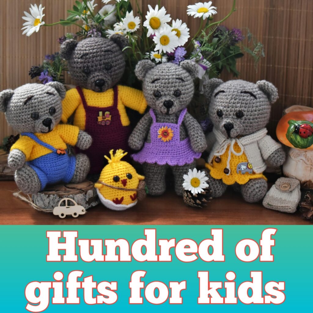 Hundred of gifts for kids 